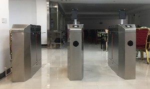 清遠政府單位食堂-人臉識別翼閘